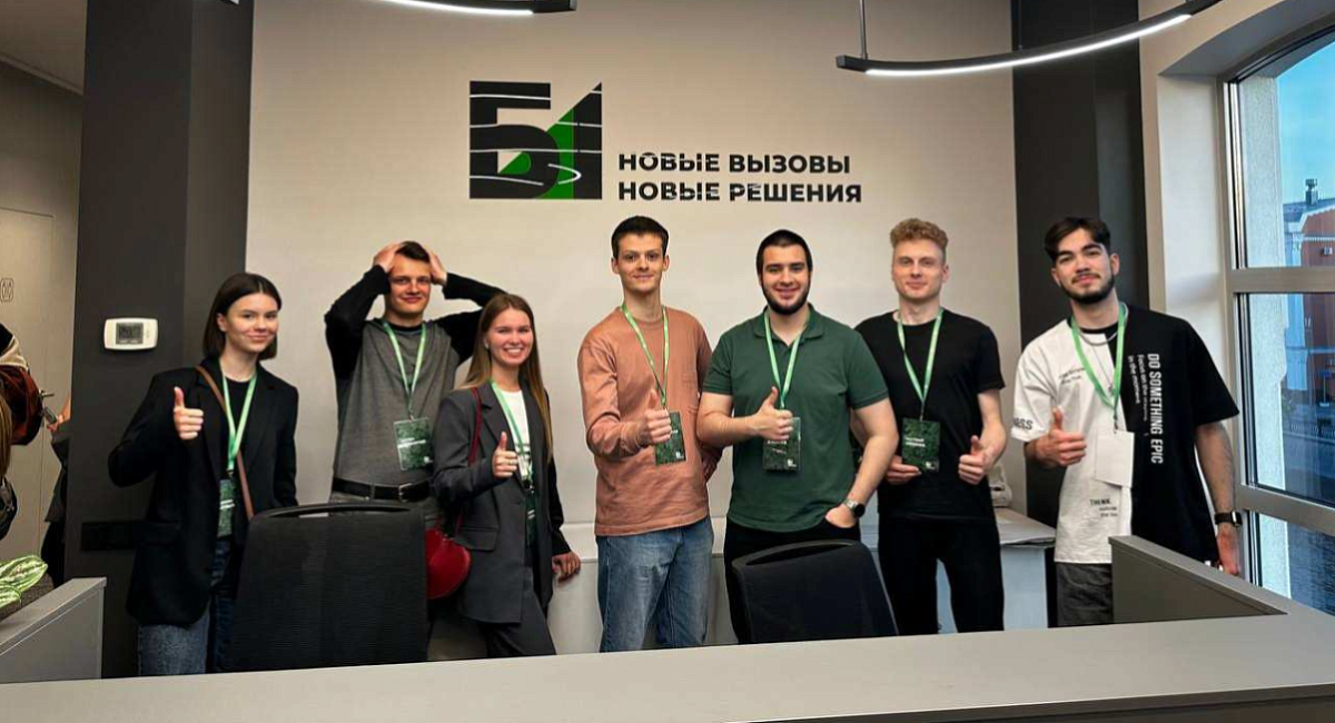 Проводили экскурсии в новом офисе